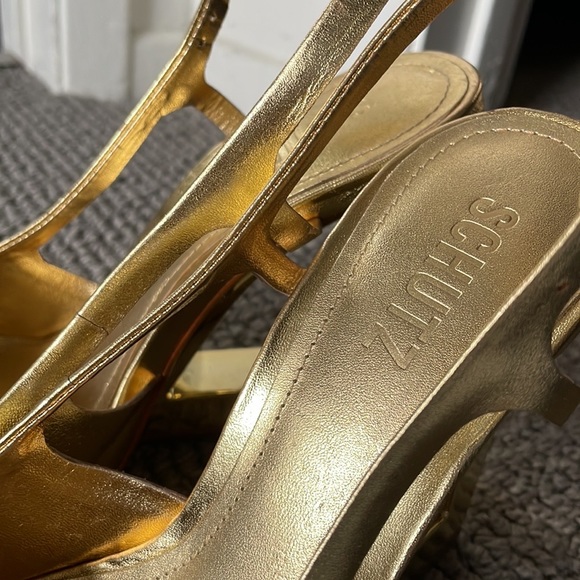 Never worn Schutz Filipa Slingback Heels in gold! Brand new! - Picture 4 of 6